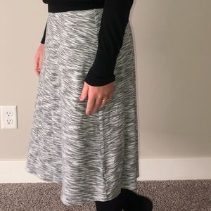 Elastic comfortable skirt